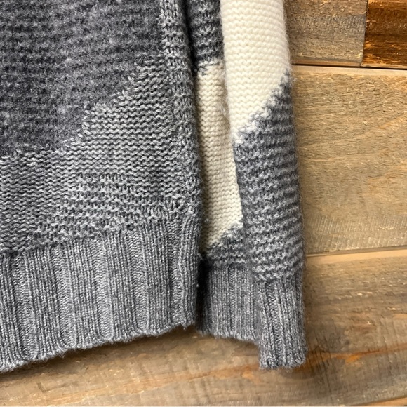 Skull Cashmere Chunky Knit Button Cardigan Sweater Colorblock Gray Oversized XS - Picture 6 of 13